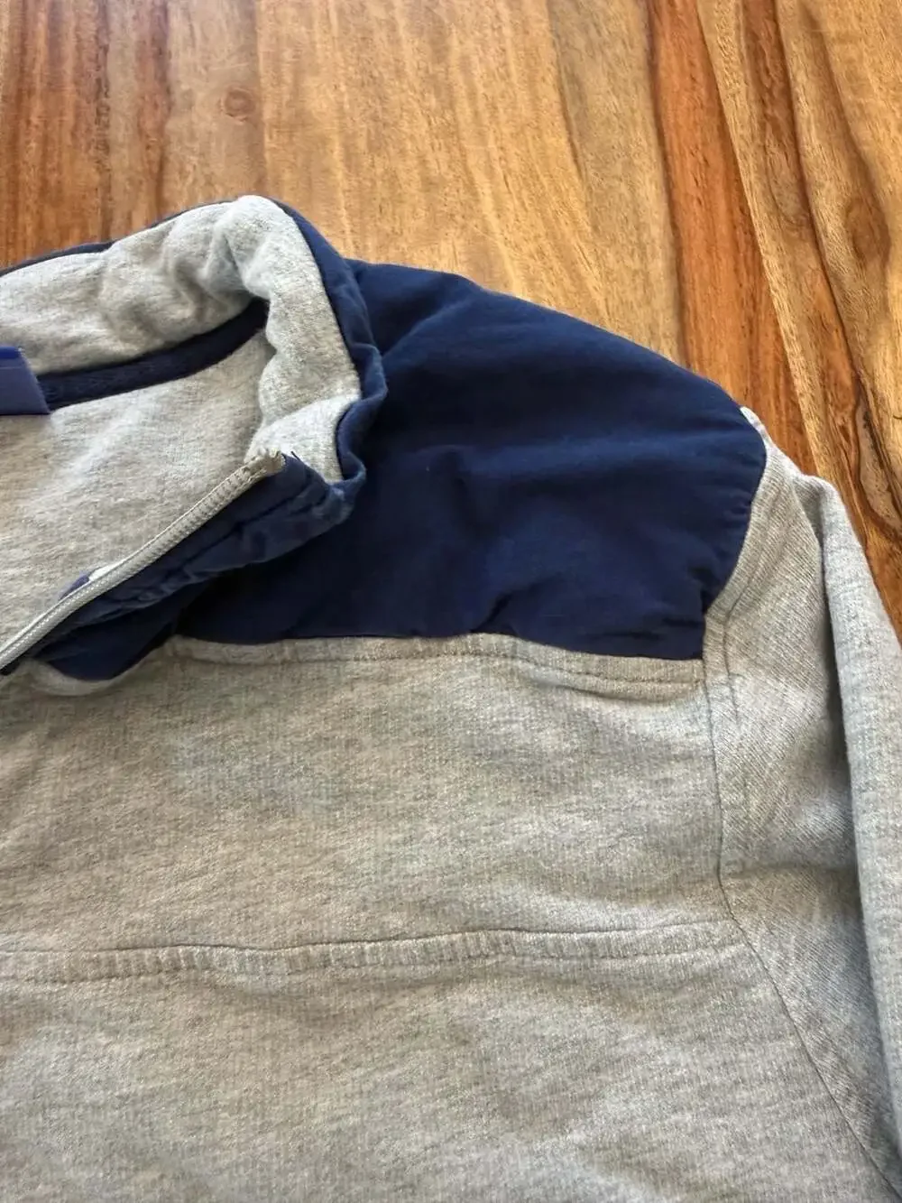 Le Tigre Men's Large Gray Navy Quarter Zip Pullover Sweatshirt